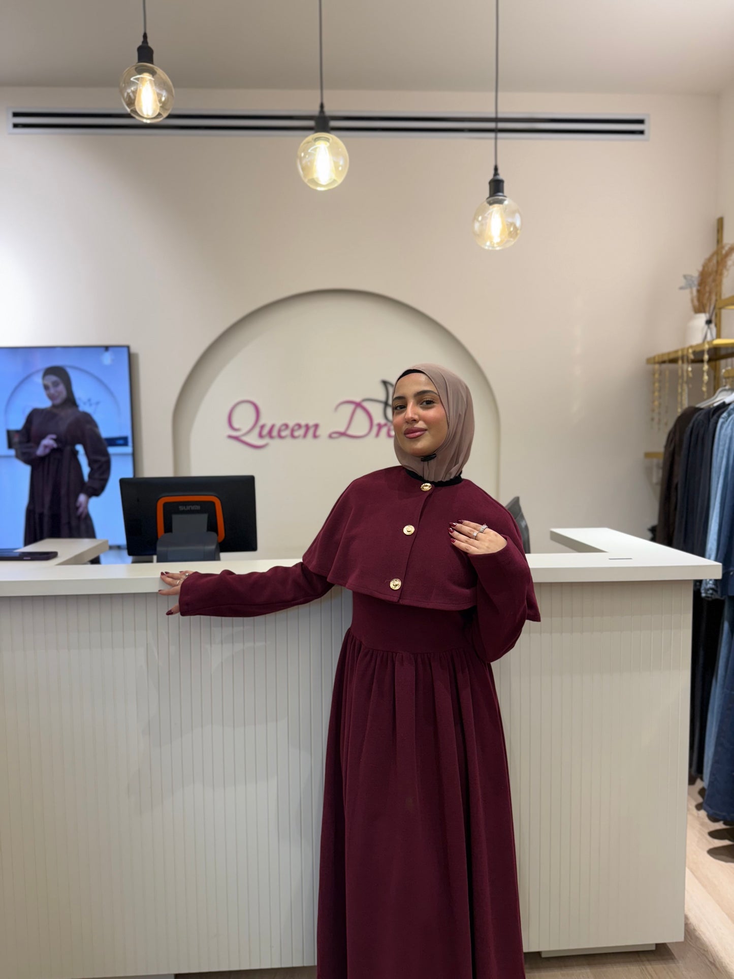 فستان النقاء