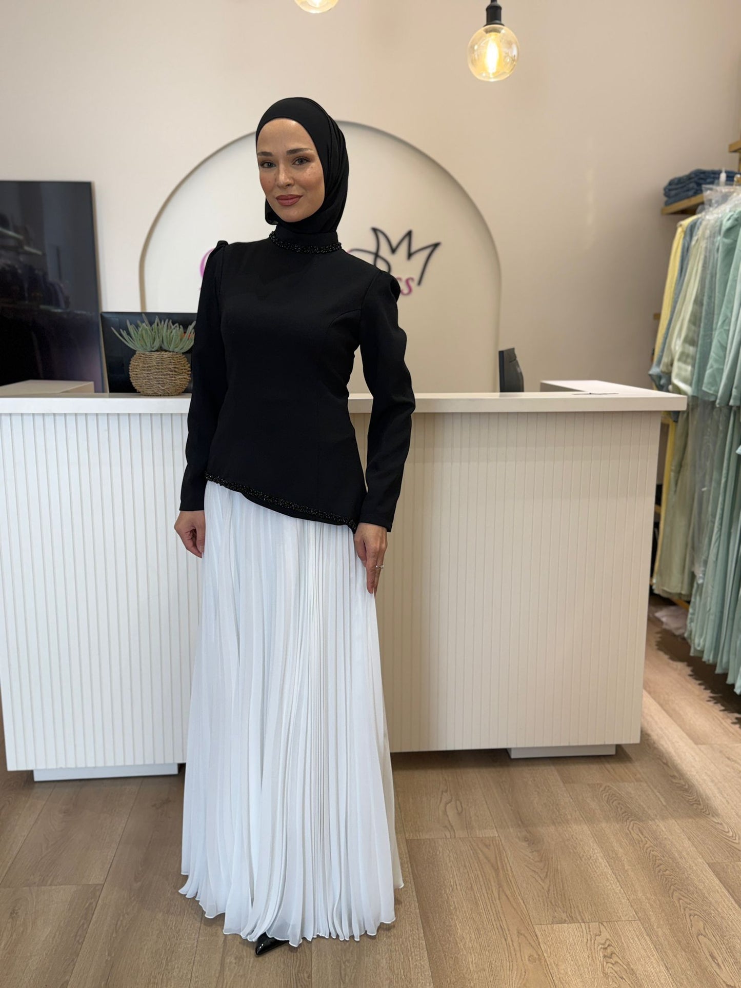 فساتين للمحجبات ، فساتين محجبات ، ملابس محجبات ، ملابس للمحجبات ، عبايات ، حجاب ، جلابيب ، ملابس رياضية للمحجبات ، ملابس محجبات للعمل ، فساتين سهرة
