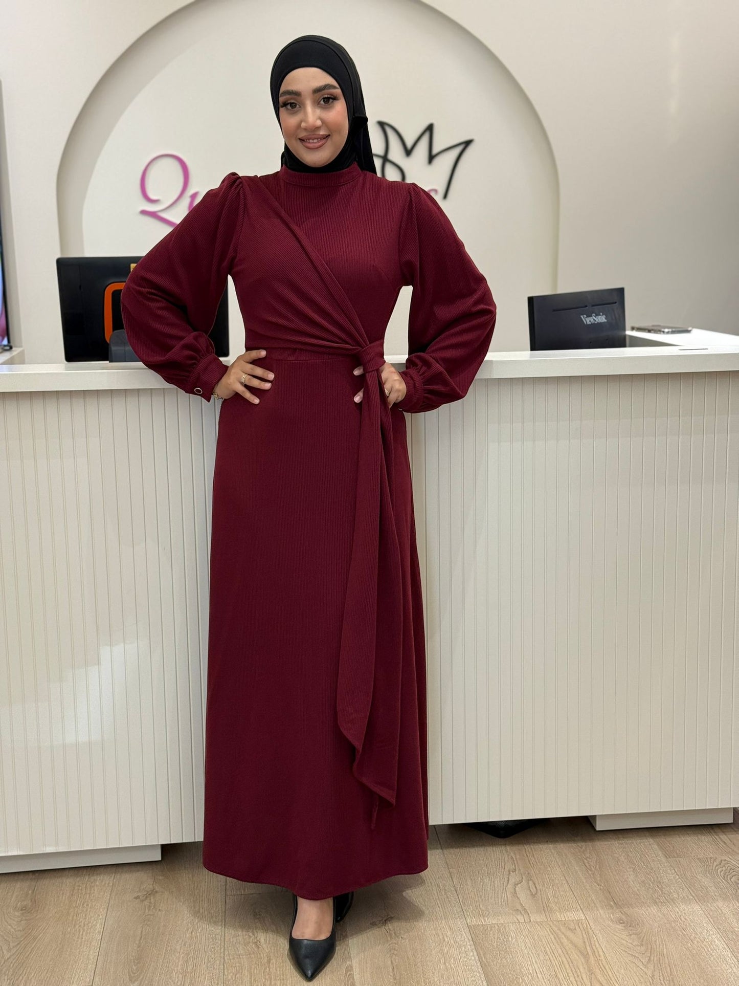 فساتين للمحجبات ، فساتين محجبات ، ملابس محجبات ، ملابس للمحجبات ، عبايات ، حجاب ، جلابيب ، ملابس رياضية للمحجبات ، ملابس محجبات للعمل ، فساتين سهرة