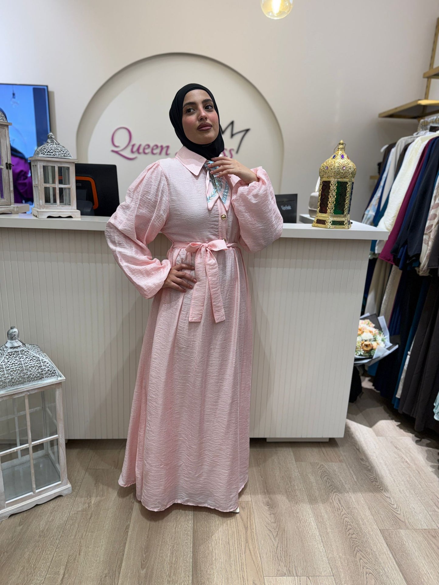 فساتين للمحجبات ، فساتين محجبات ، ملابس محجبات ، ملابس للمحجبات ، عبايات ، حجاب ، جلابيب ، ملابس رياضية للمحجبات ، ملابس محجبات للعمل ، فساتين سهرة