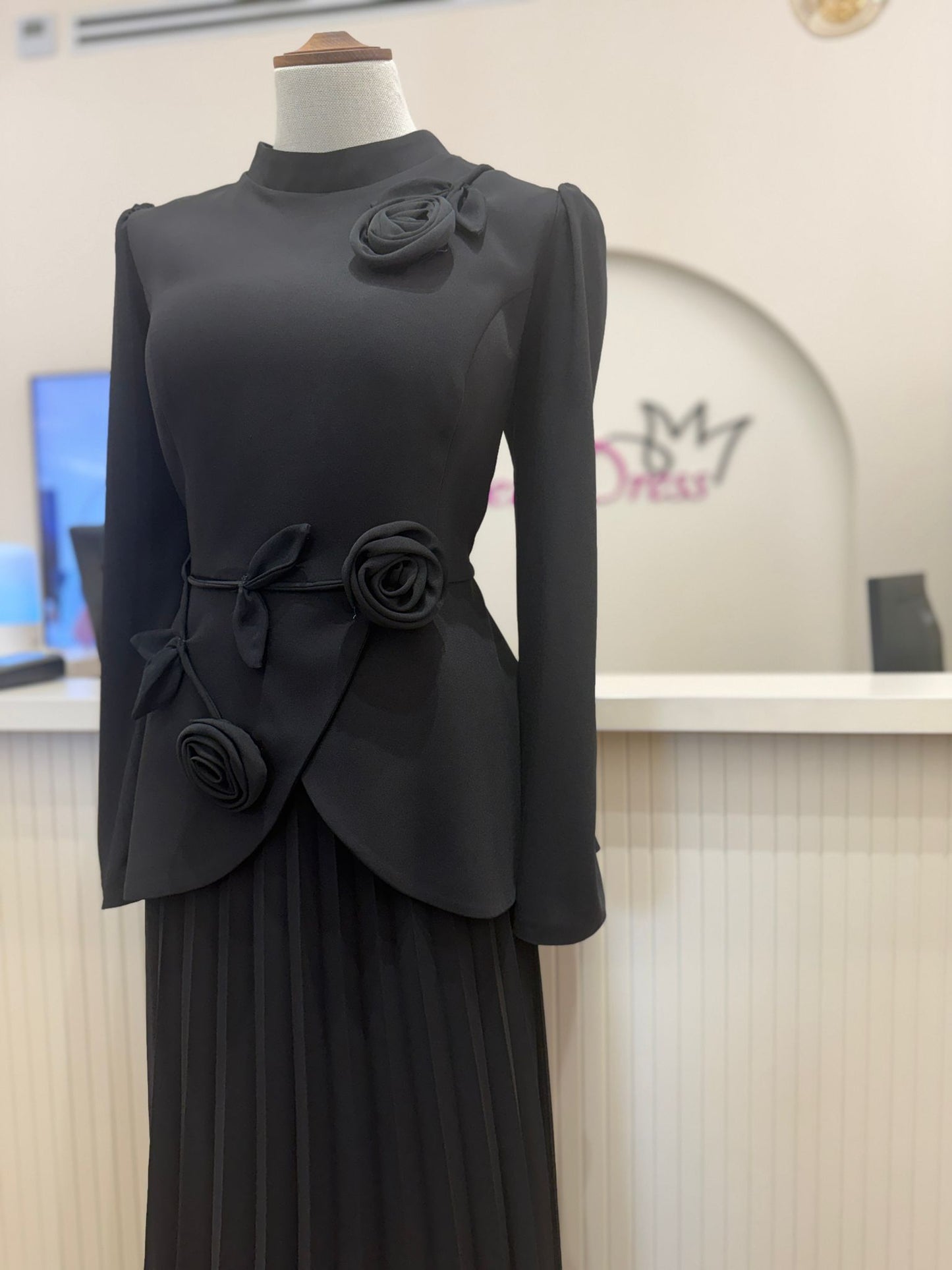 طقم ورود
