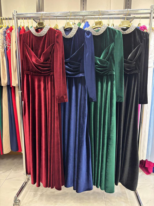 فساتين للمحجبات ، فساتين محجبات ، ملابس محجبات ، ملابس للمحجبات ، عبايات ، حجاب ، جلابيب ، ملابس رياضية للمحجبات ، ملابس محجبات للعمل ، فساتين سهرة