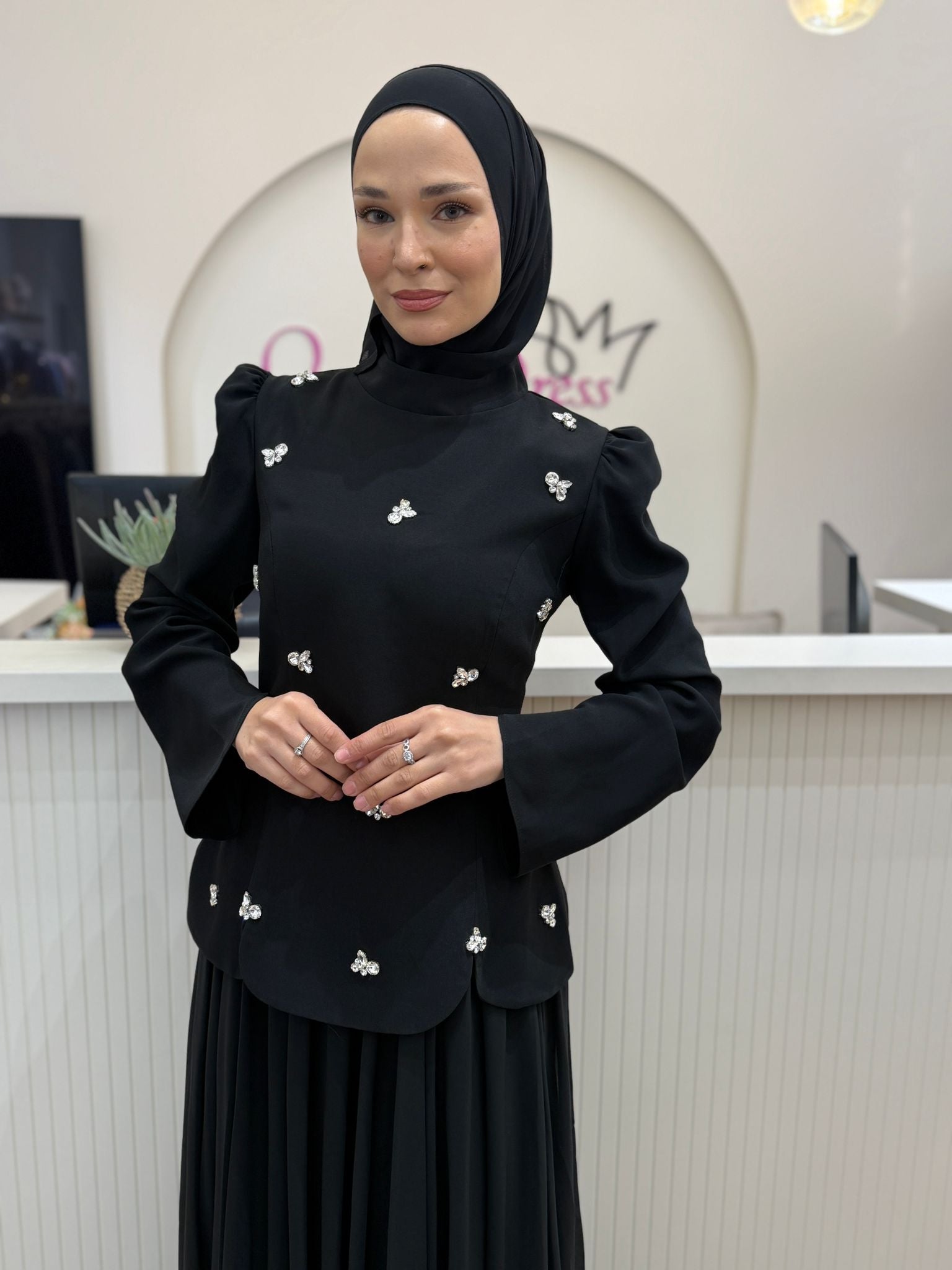 فساتين للمحجبات ، فساتين محجبات ، ملابس محجبات ، ملابس للمحجبات ، عبايات ، حجاب ، جلابيب ، ملابس رياضية للمحجبات ، ملابس محجبات للعمل ، فساتين سهرة 