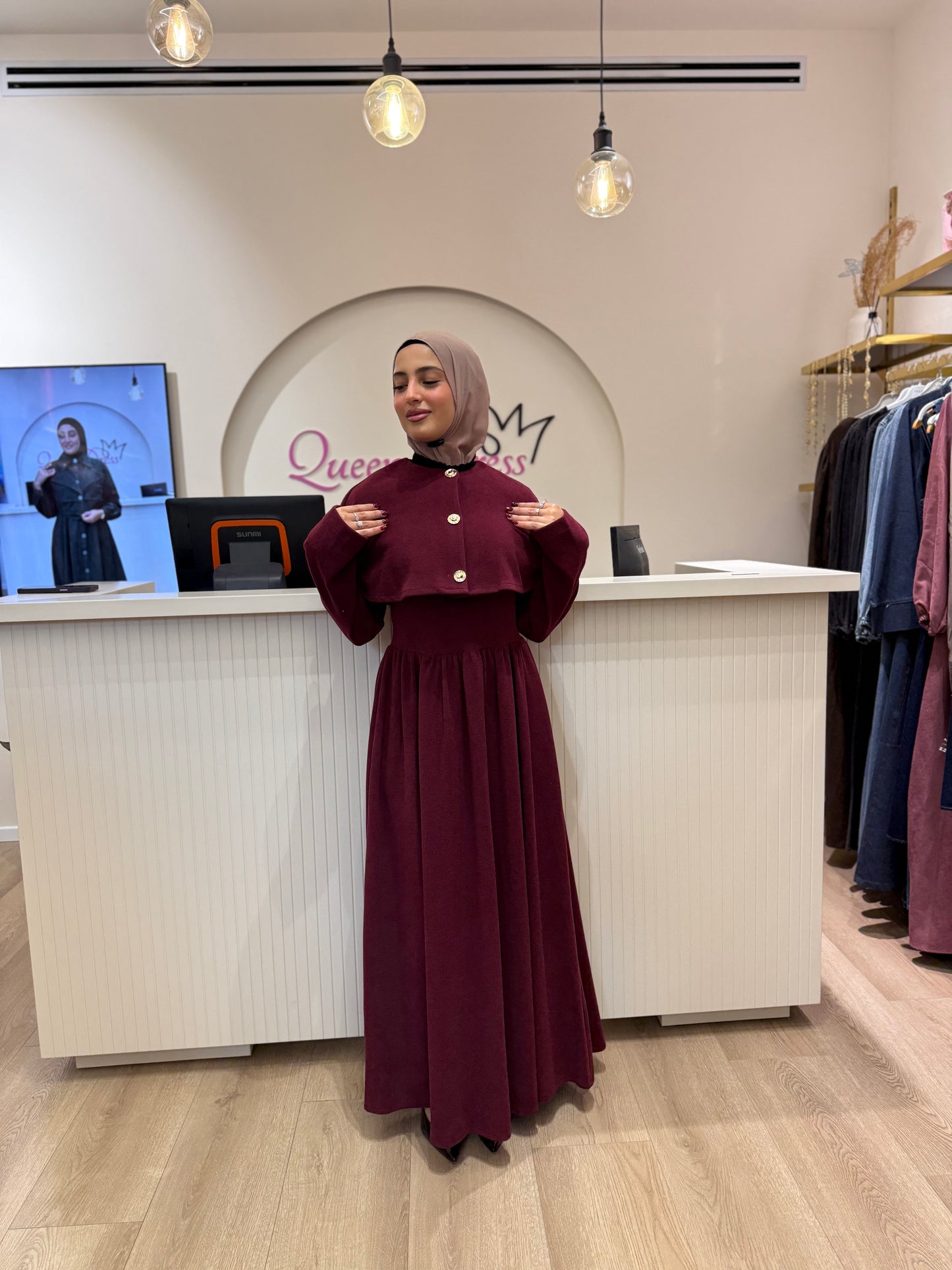 فستان النقاء