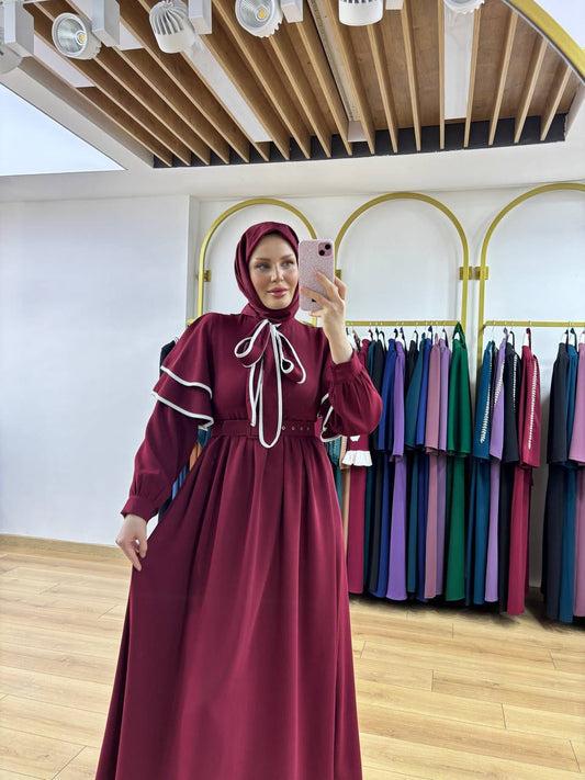 فستان مع ربطة