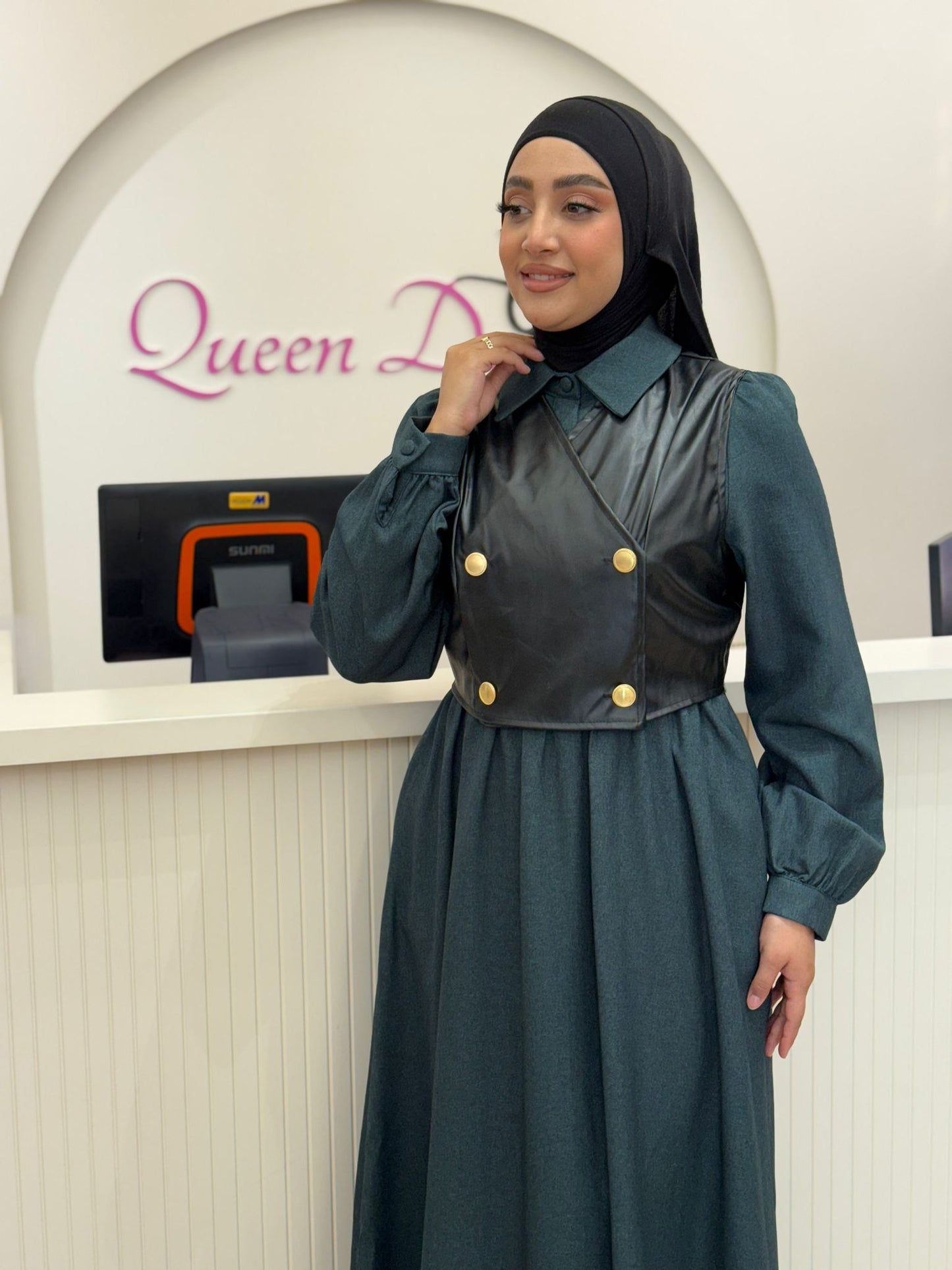 فساتين للمحجبات ، فساتين محجبات ، ملابس محجبات ، ملابس للمحجبات ، عبايات ، حجاب ، جلابيب ، ملابس رياضية للمحجبات ، ملابس محجبات للعمل ، فساتين سهرة 

