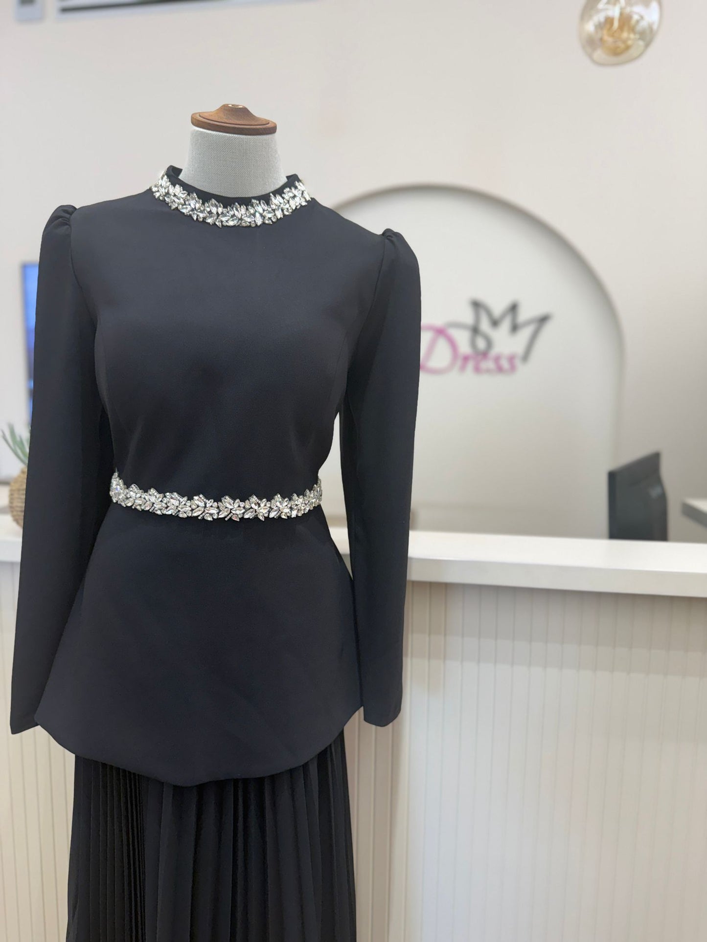 طقم لارا