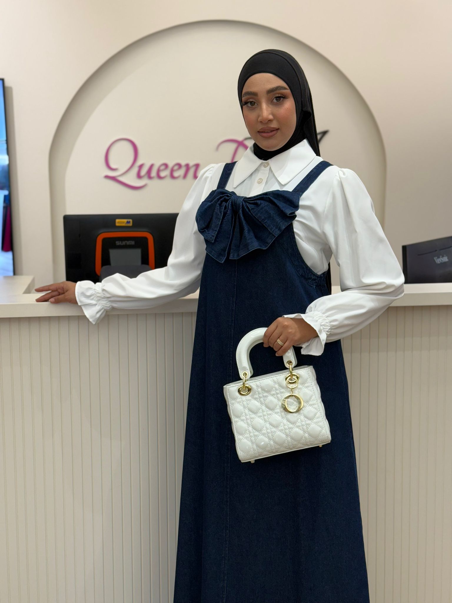 فساتين للمحجبات ، فساتين محجبات ، ملابس محجبات ، ملابس للمحجبات ، عبايات ، حجاب ، جلابيب ، ملابس رياضية للمحجبات ، ملابس محجبات للعمل ، فساتين سهرة 


