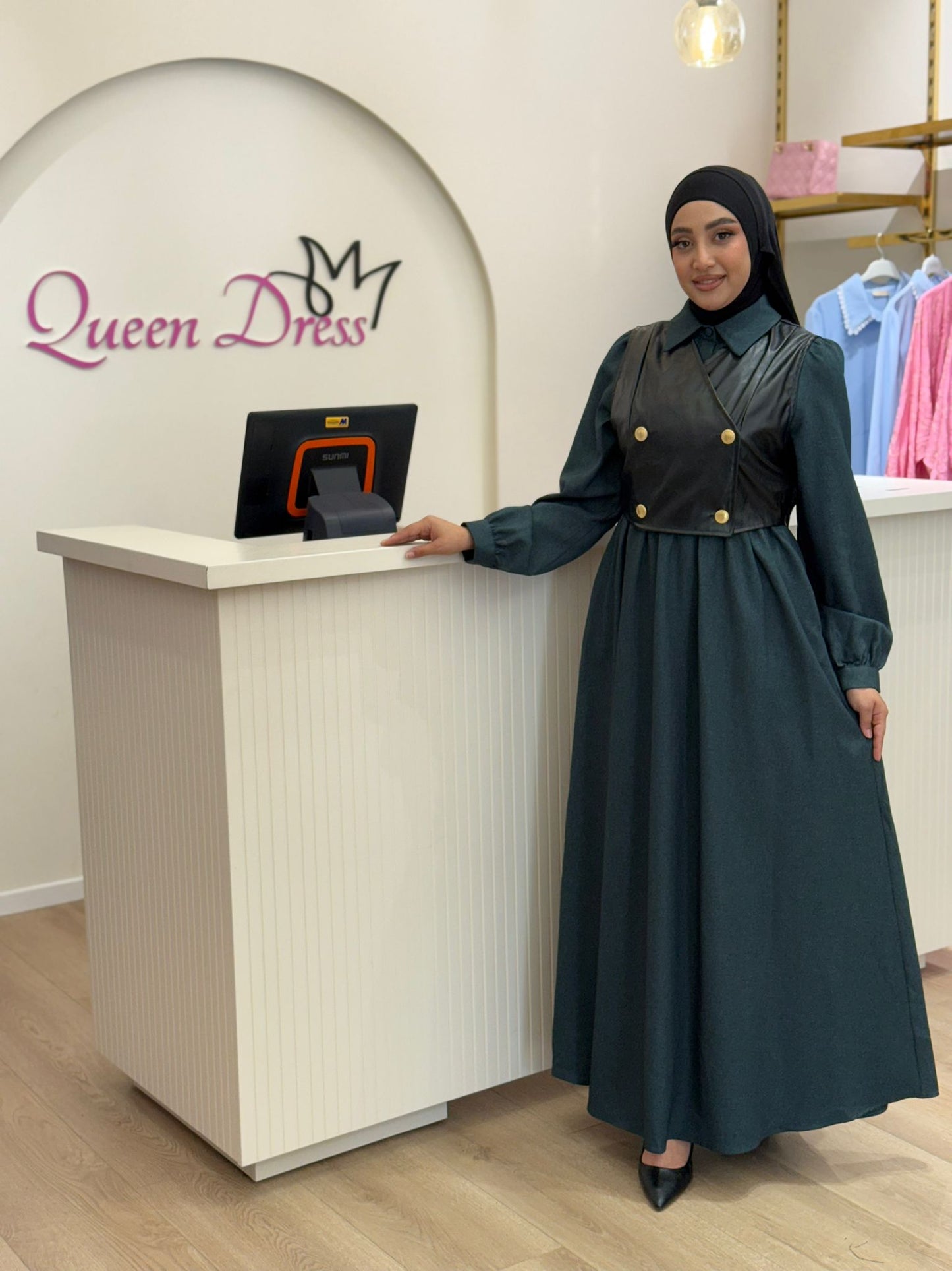 فساتين للمحجبات ، فساتين محجبات ، ملابس محجبات ، ملابس للمحجبات ، عبايات ، حجاب ، جلابيب ، ملابس رياضية للمحجبات ، ملابس محجبات للعمل ، فساتين سهرة 

