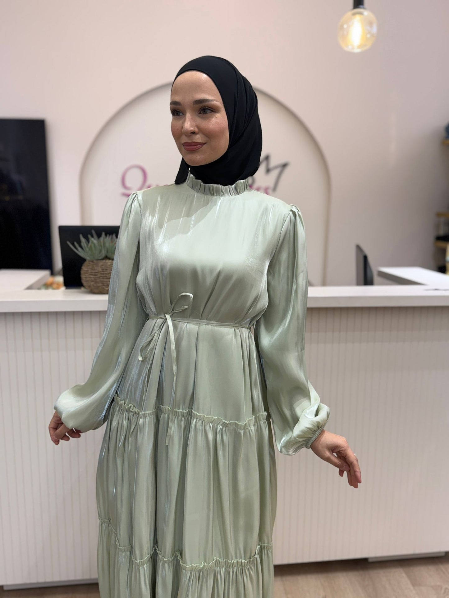 فساتين للمحجبات ، فساتين محجبات ، ملابس محجبات ، ملابس للمحجبات ، عبايات ، حجاب ، جلابيب ، ملابس رياضية للمحجبات ، ملابس محجبات للعمل ، فساتين سهرة 