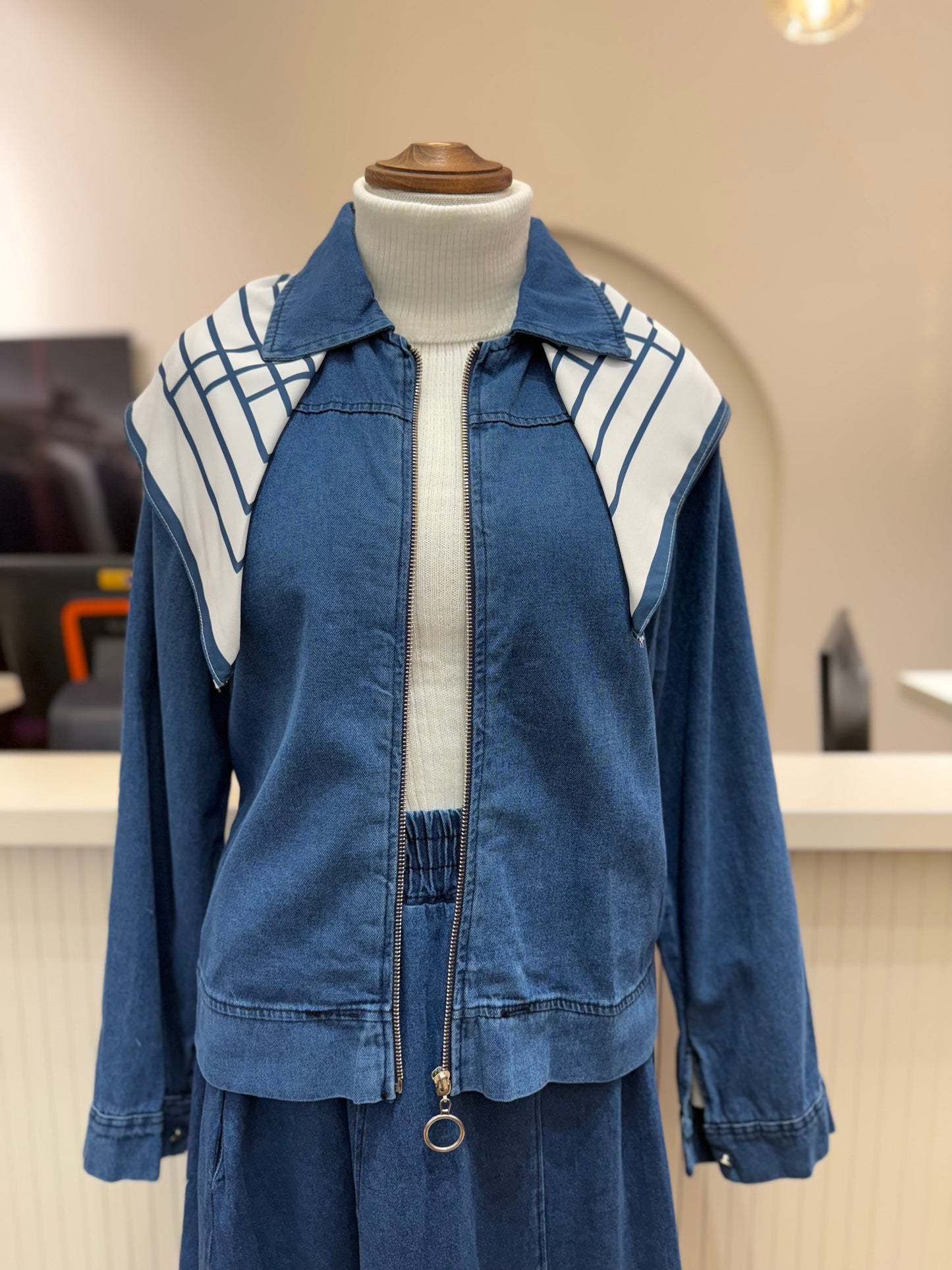 طقم تنورة جينز