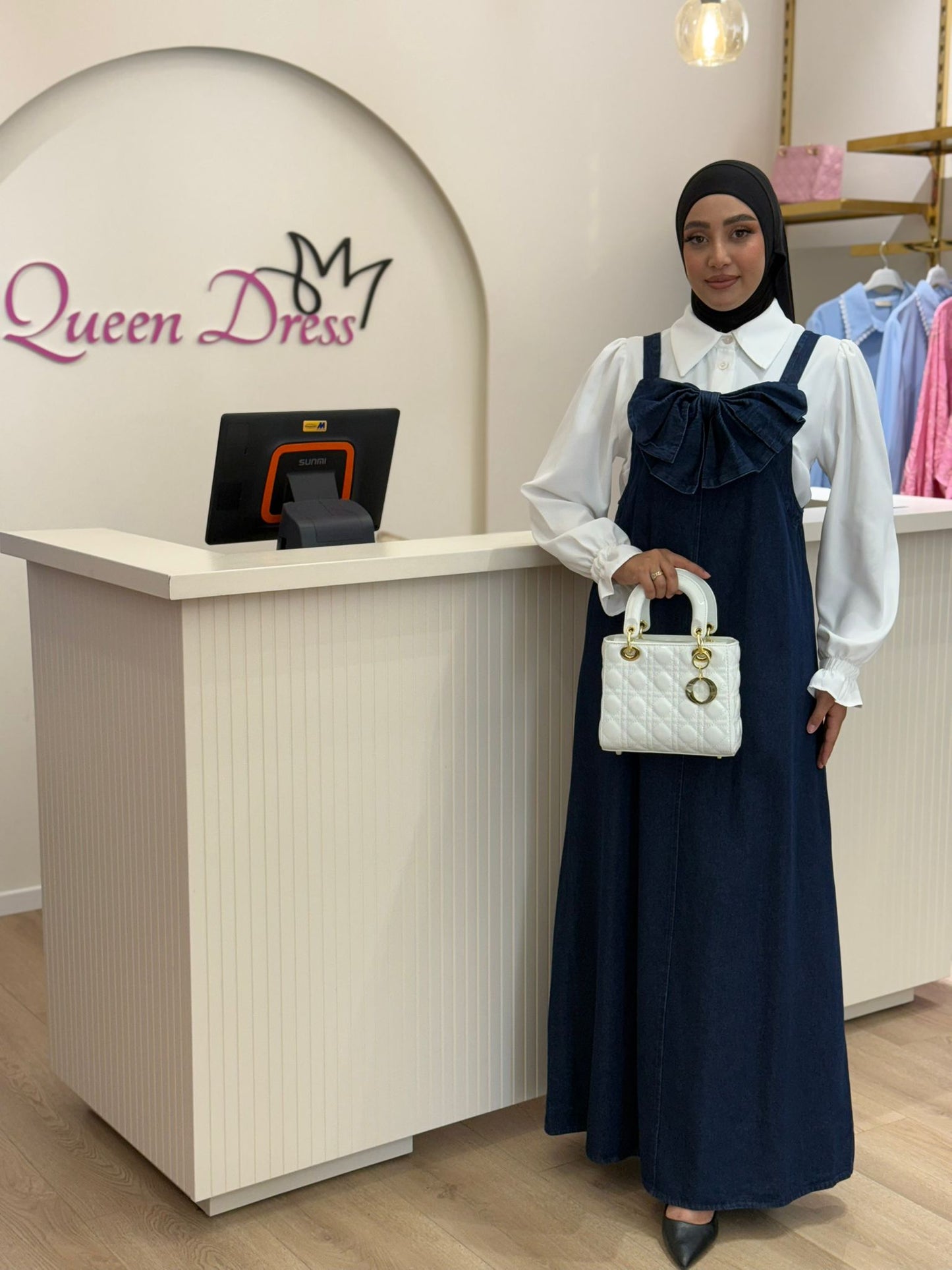 فساتين للمحجبات ، فساتين محجبات ، ملابس محجبات ، ملابس للمحجبات ، عبايات ، حجاب ، جلابيب ، ملابس رياضية للمحجبات ، ملابس محجبات للعمل ، فساتين سهرة 

