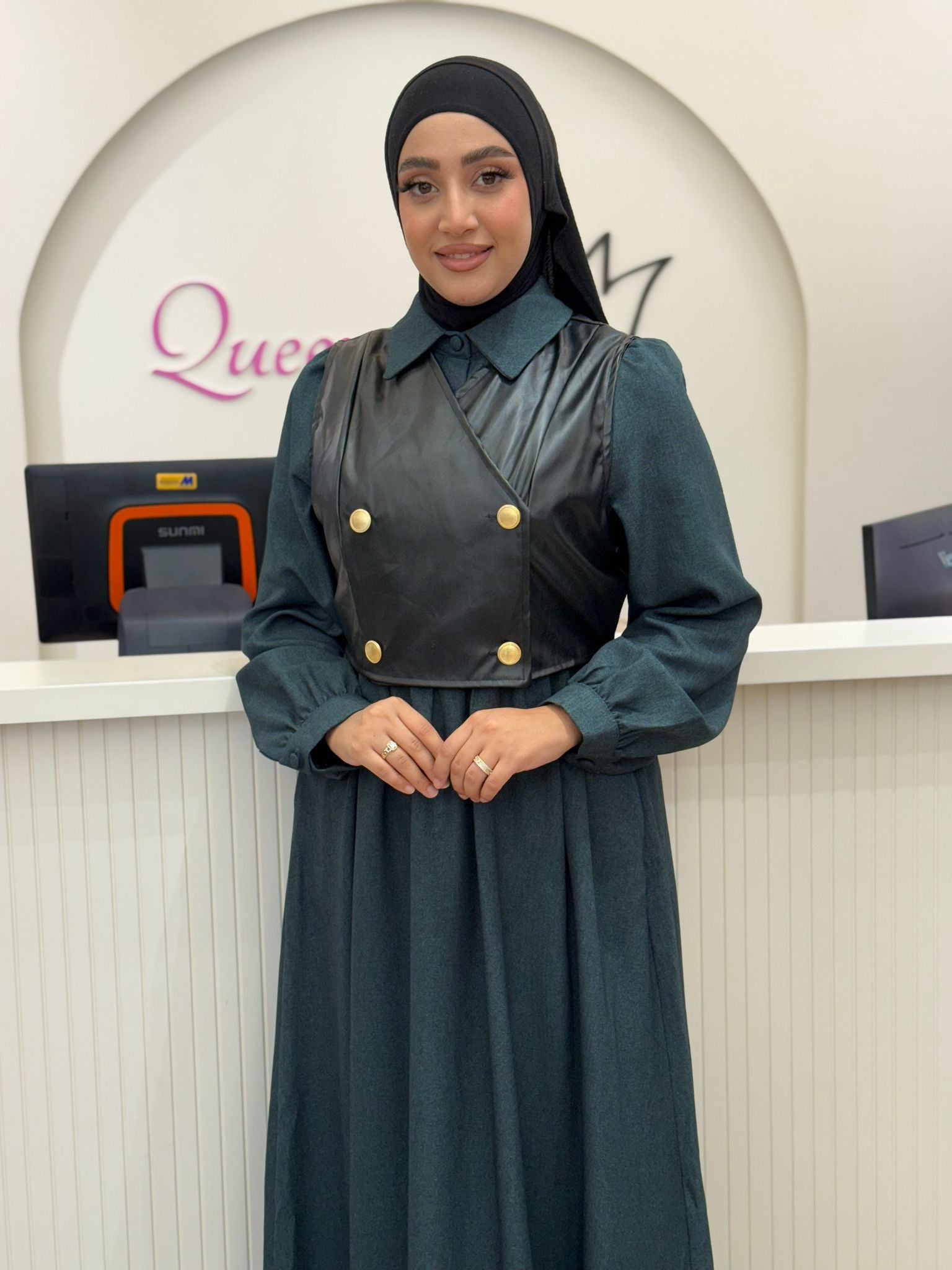 فساتين للمحجبات ، فساتين محجبات ، ملابس محجبات ، ملابس للمحجبات ، عبايات ، حجاب ، جلابيب ، ملابس رياضية للمحجبات ، ملابس محجبات للعمل ، فساتين سهرة 

