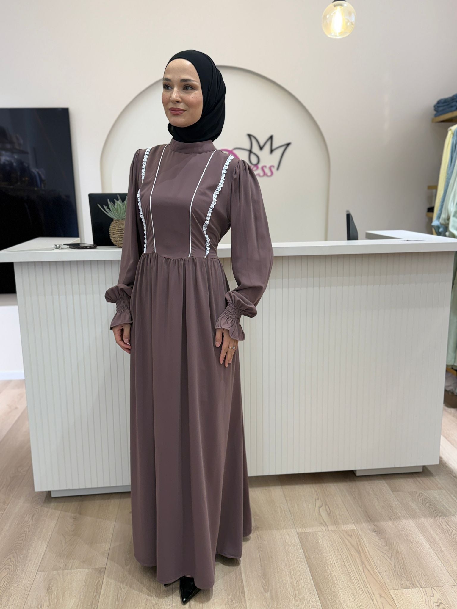 فساتين للمحجبات ، فساتين محجبات ، ملابس محجبات ، ملابس للمحجبات ، عبايات ، حجاب ، جلابيب ، ملابس رياضية للمحجبات ، ملابس محجبات للعمل ، فساتين سهرة 
