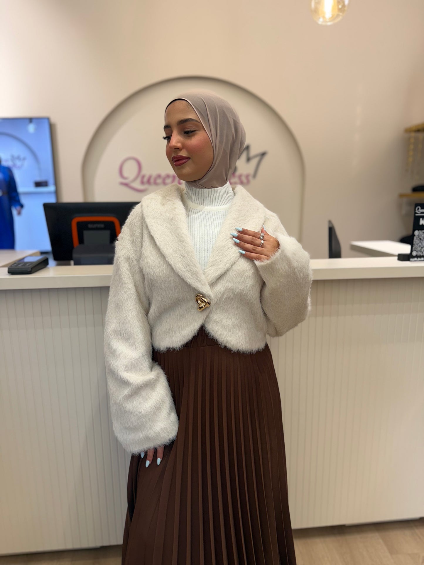 جاكيت فرو ناعم