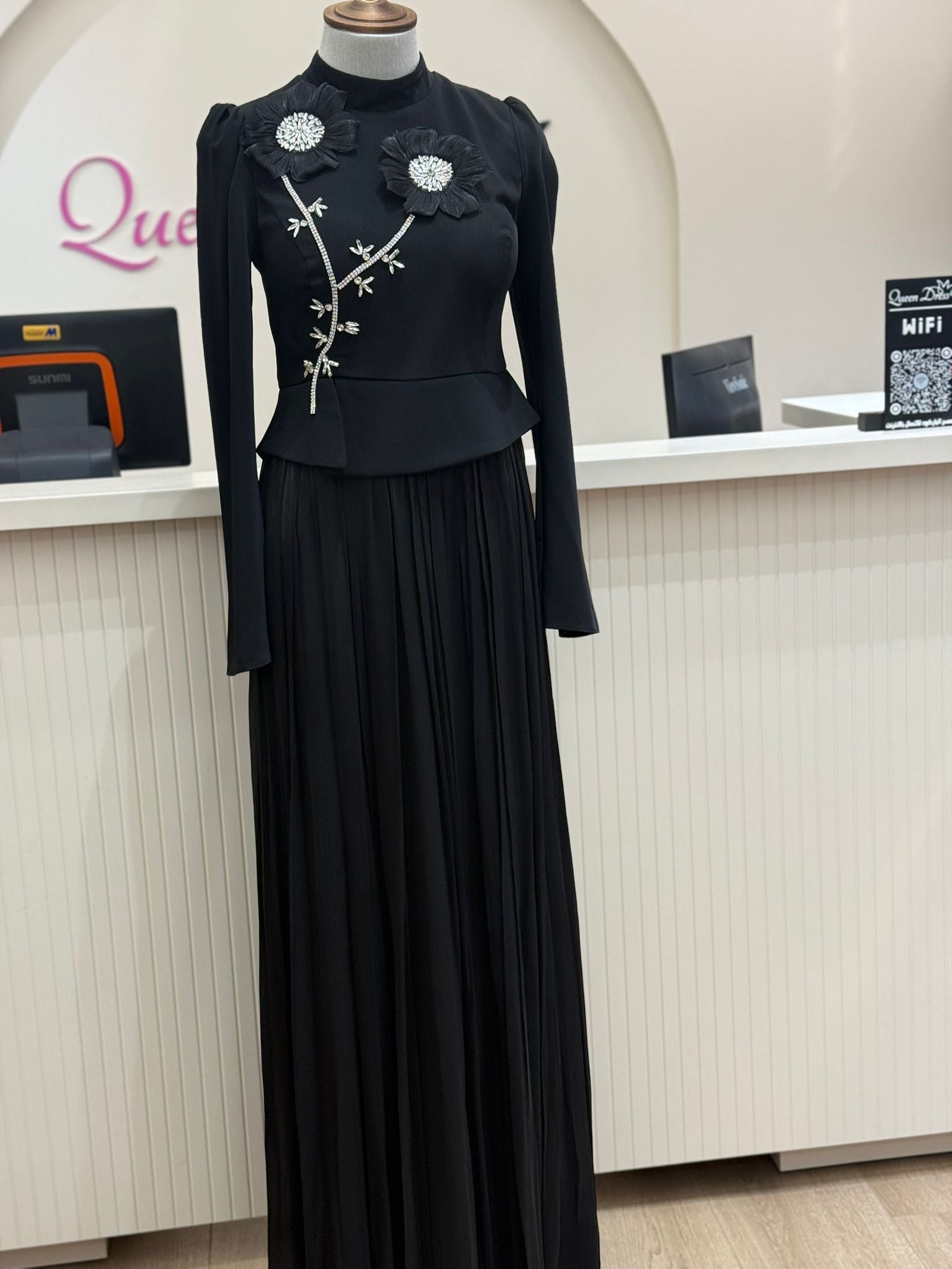  فساتين للمحجبات ، فساتين محجبات ، ملابس محجبات ، ملابس للمحجبات ، عبايات ، حجاب ، جلابيب ، ملابس رياضية للمحجبات ، ملابس محجبات للعمل ، فساتين سهرة 