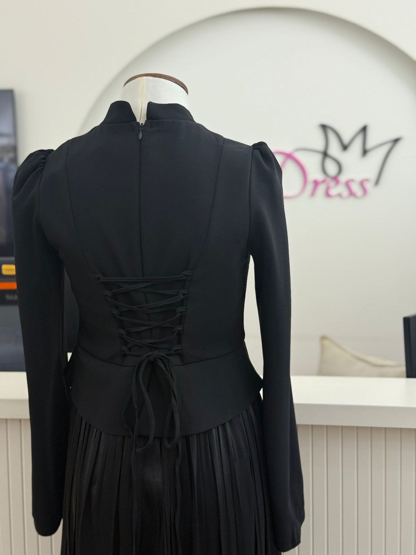 فستان زهرة الوادي