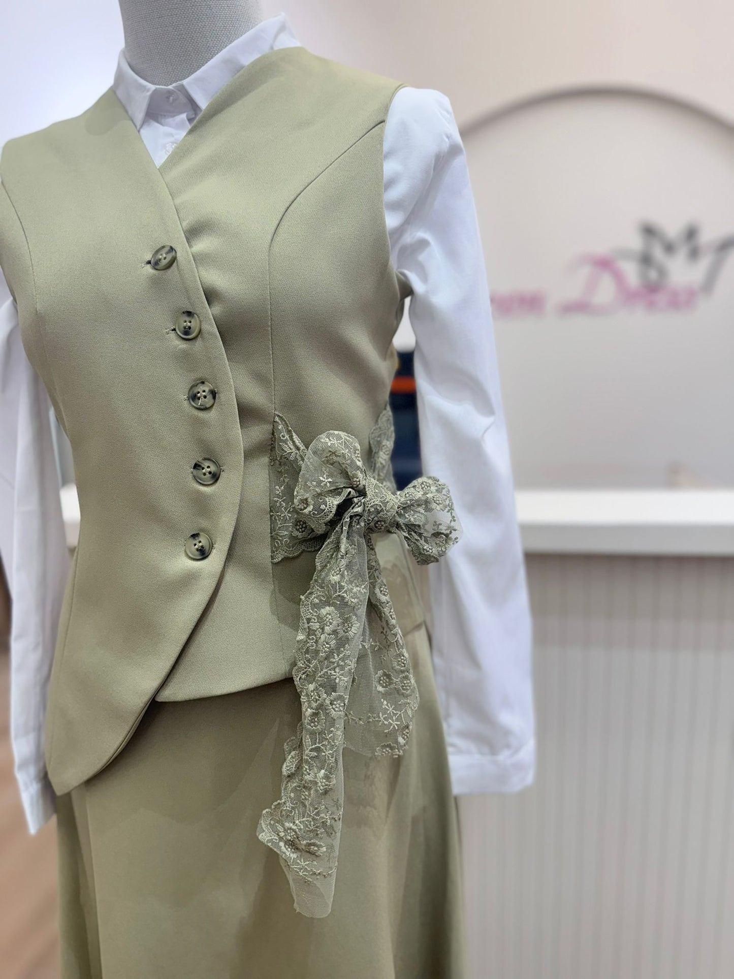  فساتين للمحجبات ، فساتين محجبات ، ملابس محجبات ، ملابس للمحجبات ، عبايات ، حجاب ، جلابيب ، ملابس رياضية للمحجبات ، ملابس محجبات للعمل ، فساتين سهرة 