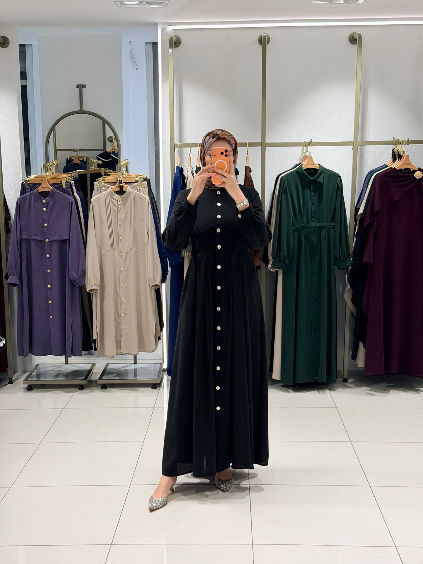  فساتين للمحجبات ، فساتين محجبات ، ملابس محجبات ، ملابس للمحجبات ، عبايات ، حجاب ، جلابيب ، ملابس رياضية للمحجبات ، ملابس محجبات للعمل ، فساتين سهرة 