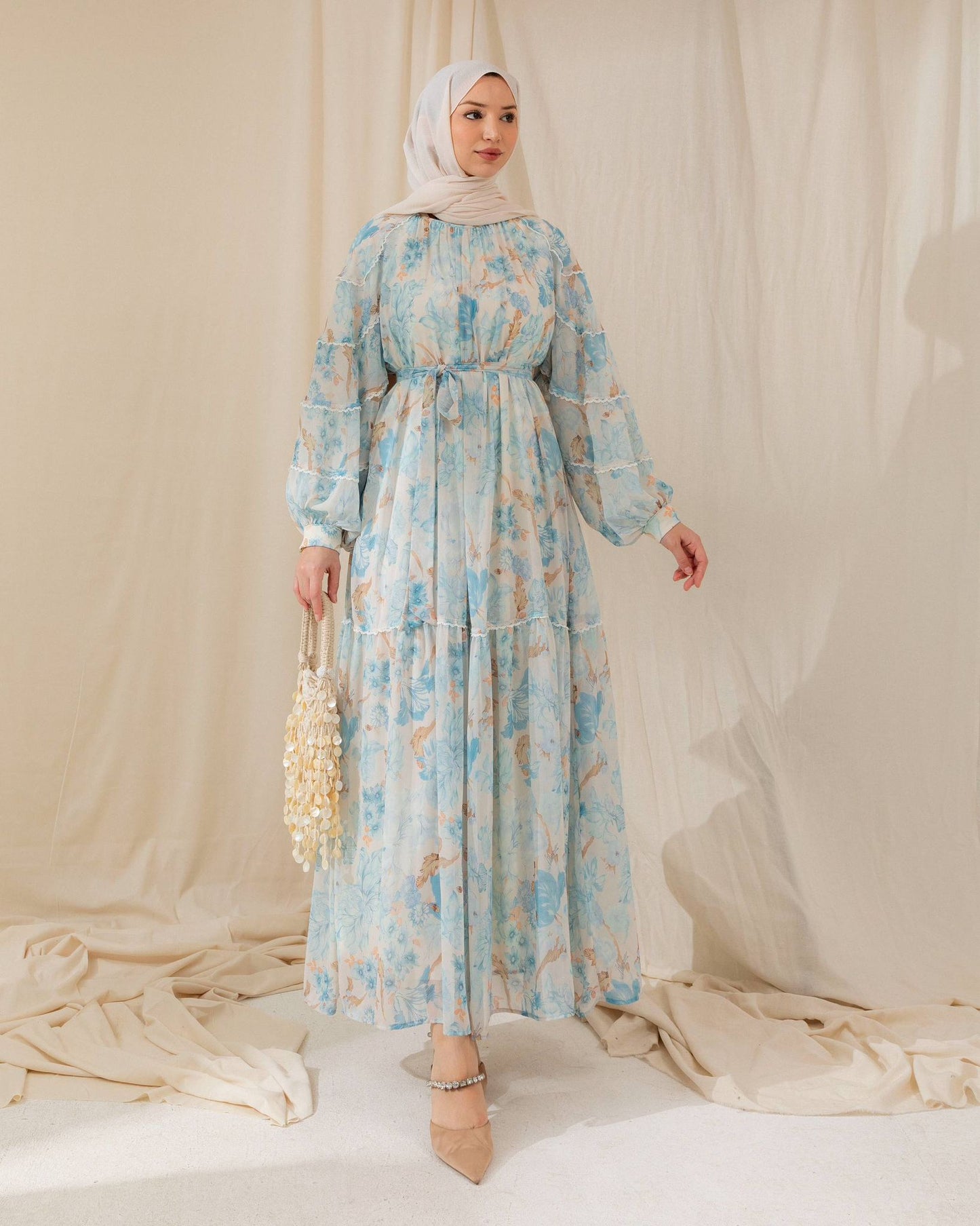  فساتين للمحجبات ، فساتين محجبات ، ملابس محجبات ، ملابس للمحجبات ، عبايات ، حجاب ، جلابيب ، ملابس رياضية للمحجبات ، ملابس محجبات للعمل ، فساتين سهرة 