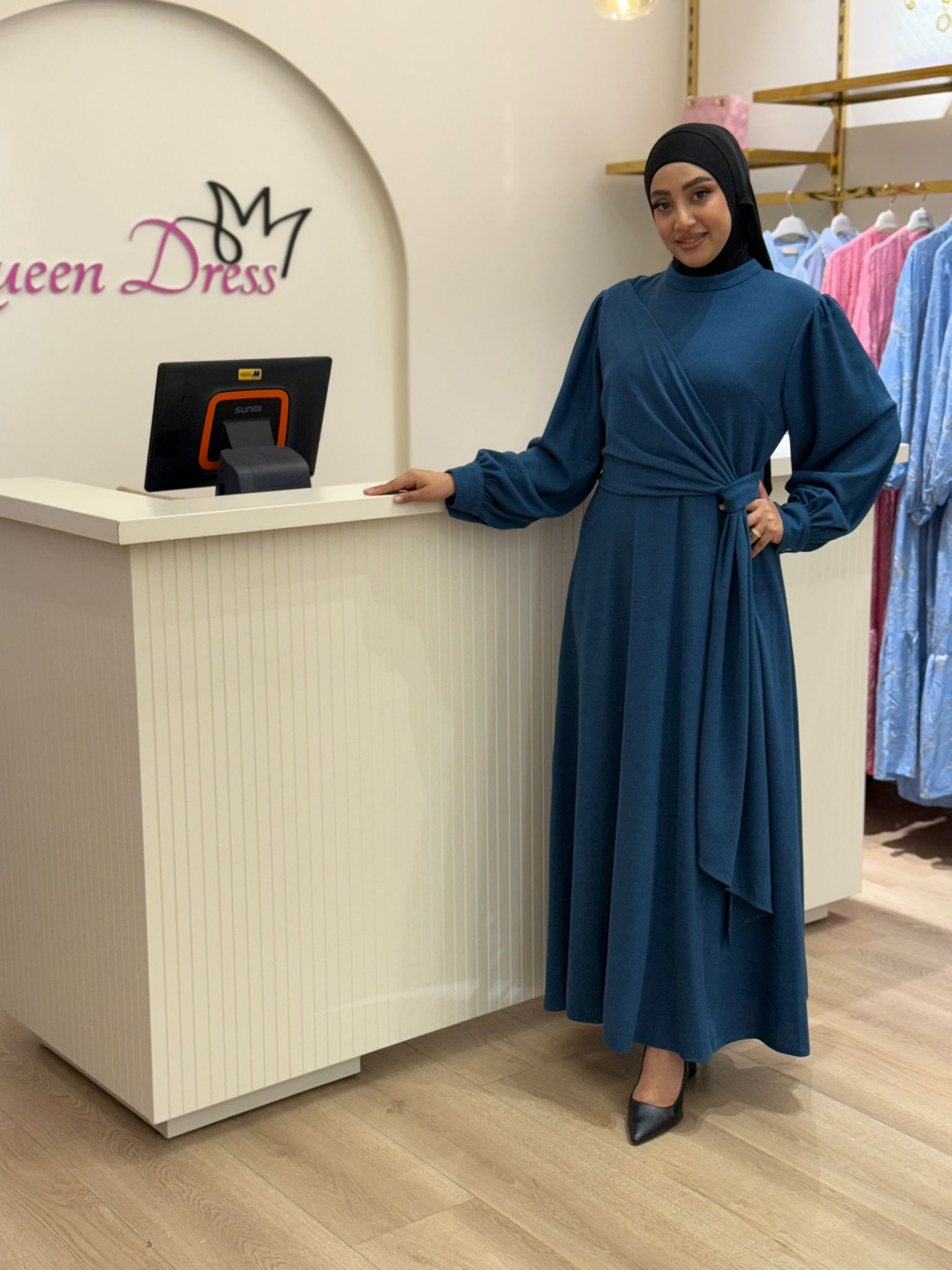 فساتين للمحجبات ، فساتين محجبات ، ملابس محجبات ، ملابس للمحجبات ، عبايات ، حجاب ، جلابيب ، ملابس رياضية للمحجبات ، ملابس محجبات للعمل ، فساتين سهرة 

