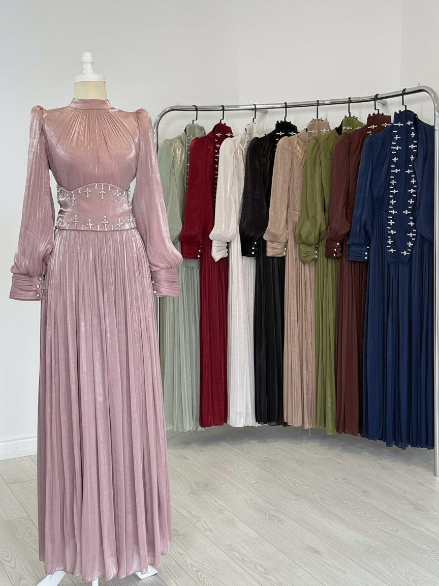  فساتين للمحجبات ، فساتين محجبات ، ملابس محجبات ، ملابس للمحجبات ، عبايات ، حجاب ، جلابيب ، ملابس رياضية للمحجبات ، ملابس محجبات للعمل ، فساتين سهرة 