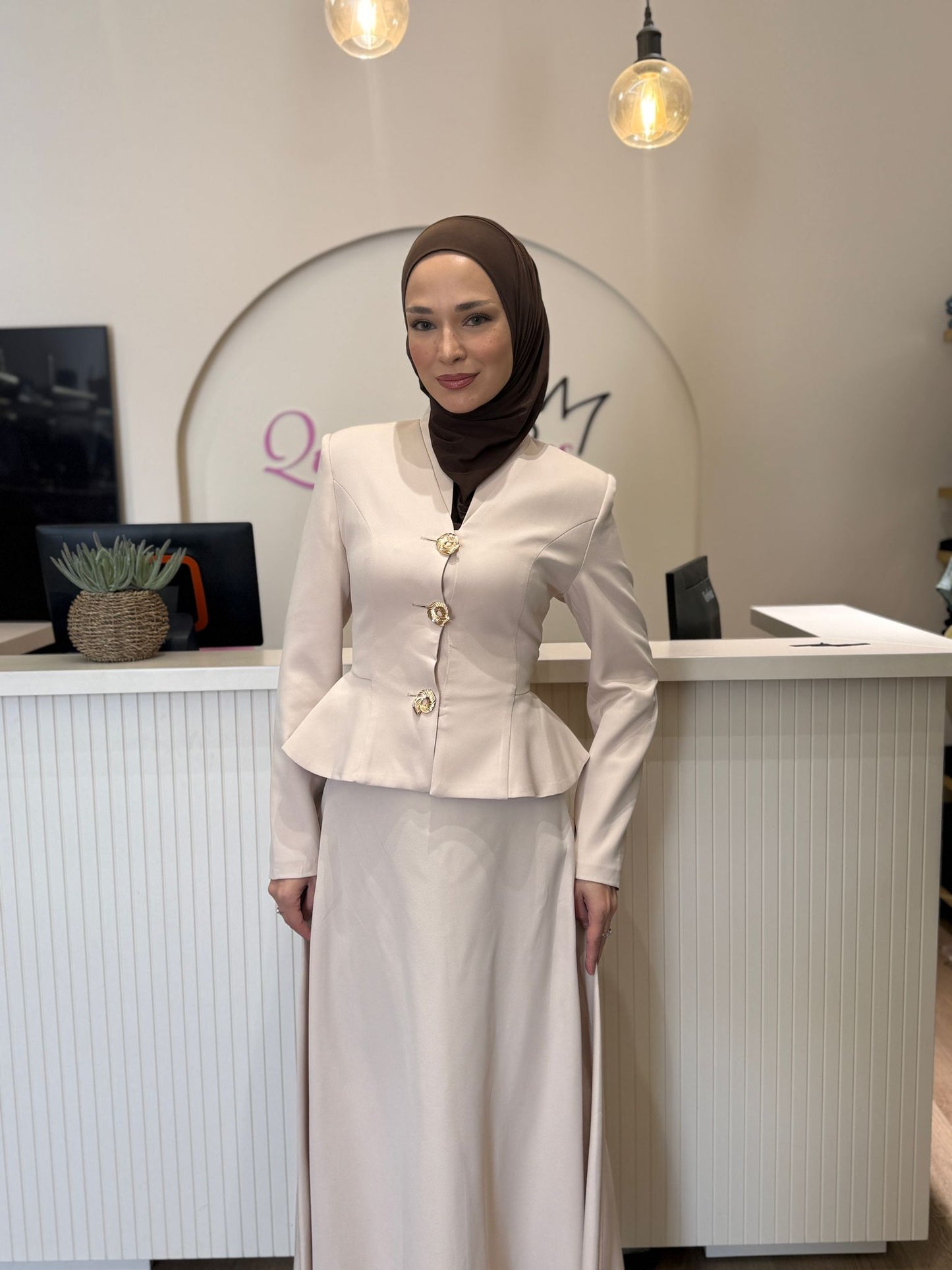 فساتين للمحجبات ، فساتين محجبات ، ملابس محجبات ، ملابس للمحجبات ، عبايات ، حجاب ، جلابيب ، ملابس رياضية للمحجبات ، ملابس محجبات للعمل ، فساتين سهرة 