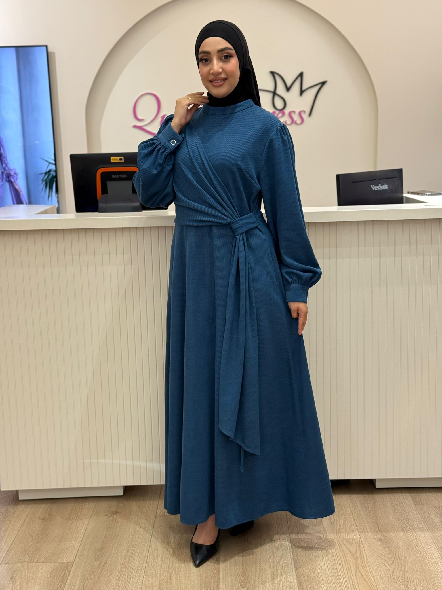 فساتين للمحجبات ، فساتين محجبات ، ملابس محجبات ، ملابس للمحجبات ، عبايات ، حجاب ، جلابيب ، ملابس رياضية للمحجبات ، ملابس محجبات للعمل ، فساتين سهرة 

