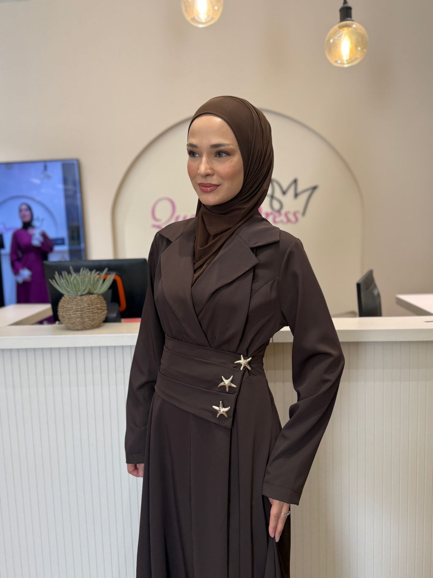 فساتين للمحجبات ، فساتين محجبات ، ملابس محجبات ، ملابس للمحجبات ، عبايات ، حجاب ، جلابيب ، ملابس رياضية للمحجبات ، ملابس محجبات للعمل ، فساتين سهرة 