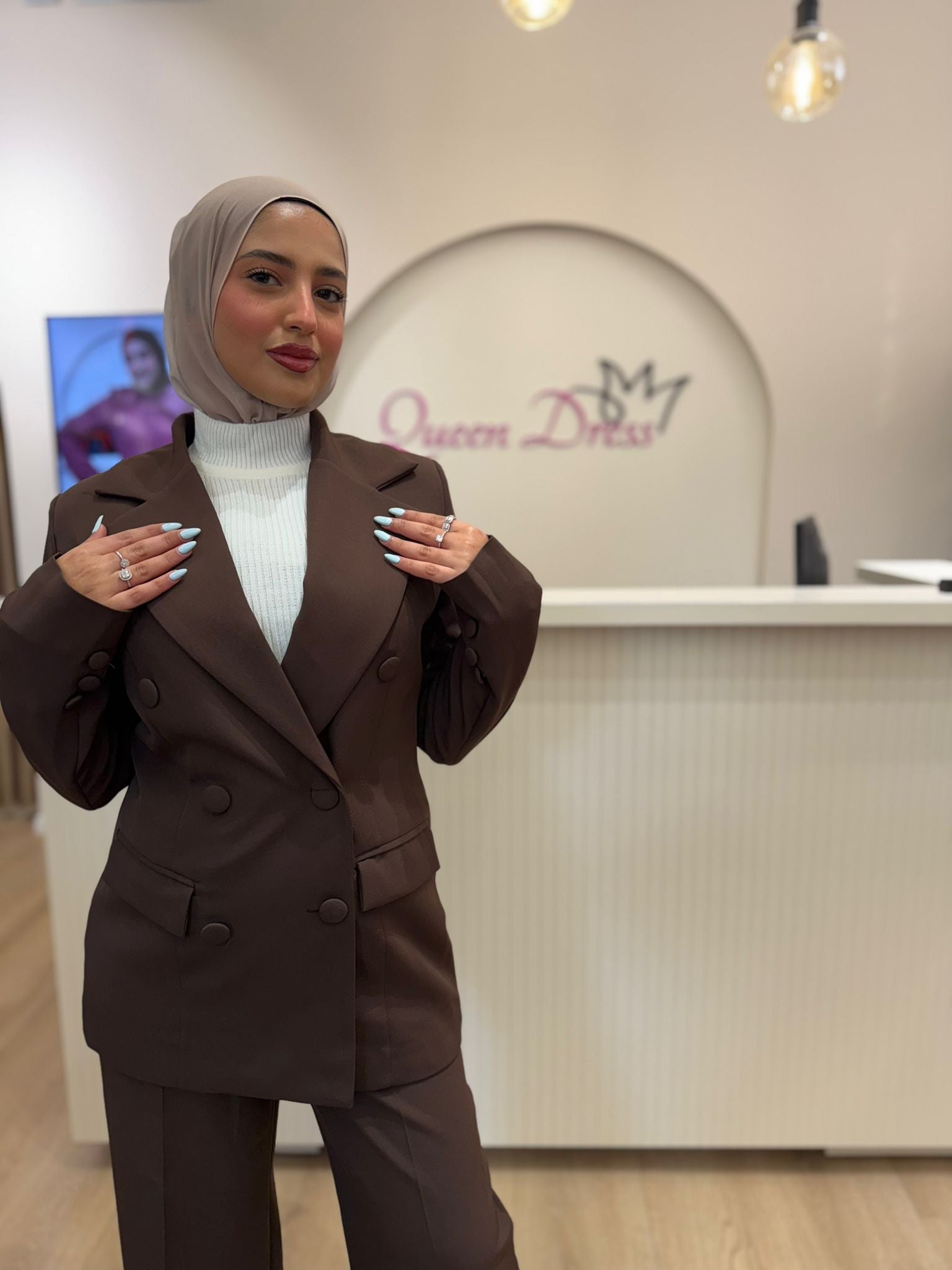 فساتين للمحجبات ، فساتين محجبات ، ملابس محجبات ، ملابس للمحجبات ، عبايات ، حجاب ، جلابيب ، ملابس رياضية للمحجبات ، ملابس محجبات للعمل ، فساتين سهرة 