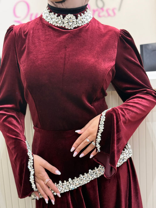 عبايات ، حجاب ، جلابيب ، ملابس رياضية للمحجبات ، ملابس محجبات للعمل ، فساتين فساتين للمحجبات ، فساتين محجبات ، ملابس محجبات ، ملابس للمحجبات ، سهرة 