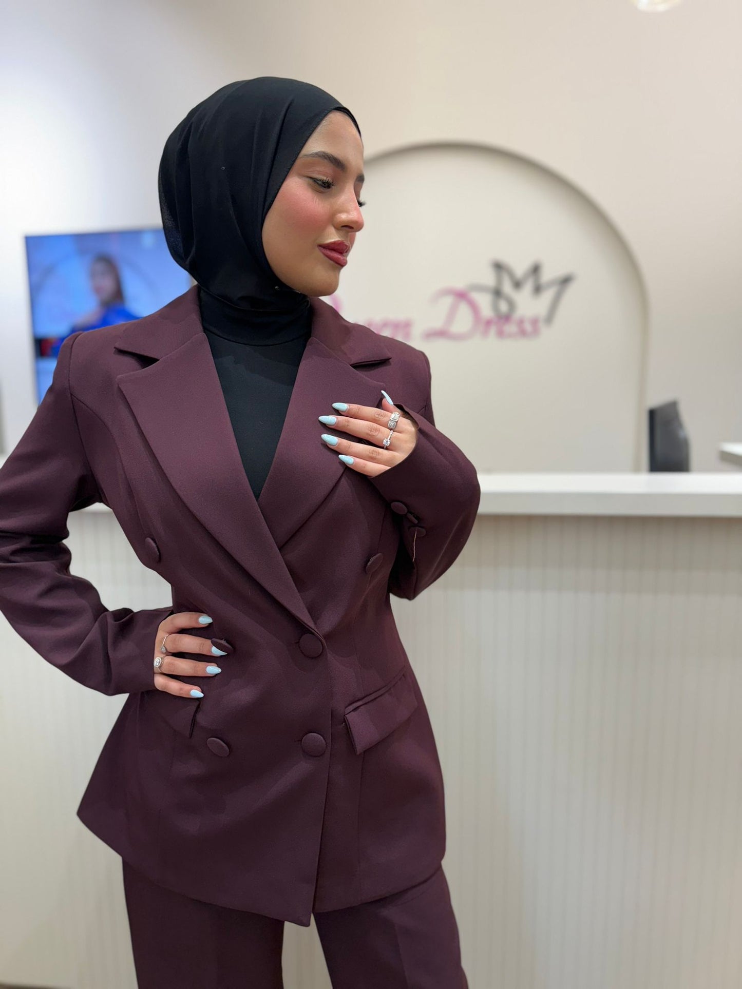 فساتين للمحجبات ، فساتين محجبات ، ملابس محجبات ، ملابس للمحجبات ، عبايات ، حجاب ، جلابيب ، ملابس رياضية للمحجبات ، ملابس محجبات للعمل ، فساتين سهرة 